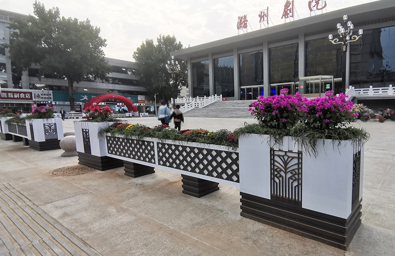 山西長治,塑木帶雕刻護欄花箱